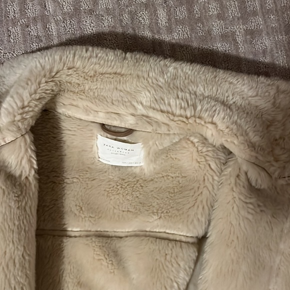 Faux lamb skin long coat - Picture 5 of 6
